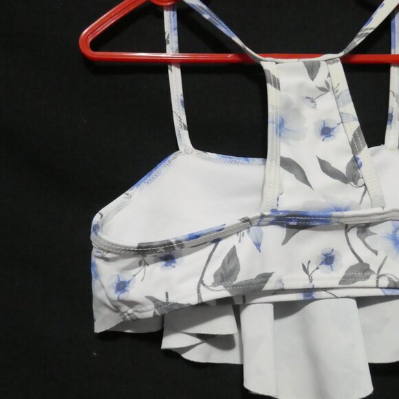 URBAN KIDS | size 6 | White and Blue Floral Bikini Set - Picture 9 of 16
